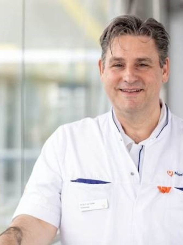 R. van Golde